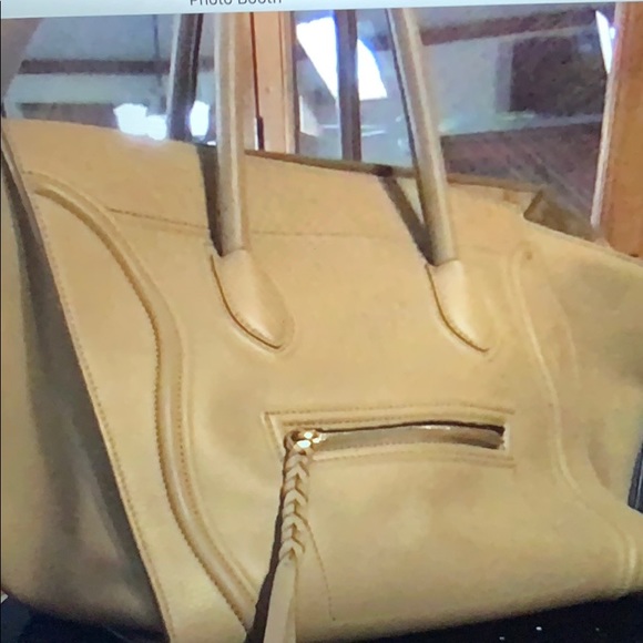 Large Celine phantom with braided zipper. - Picture 3 of 7